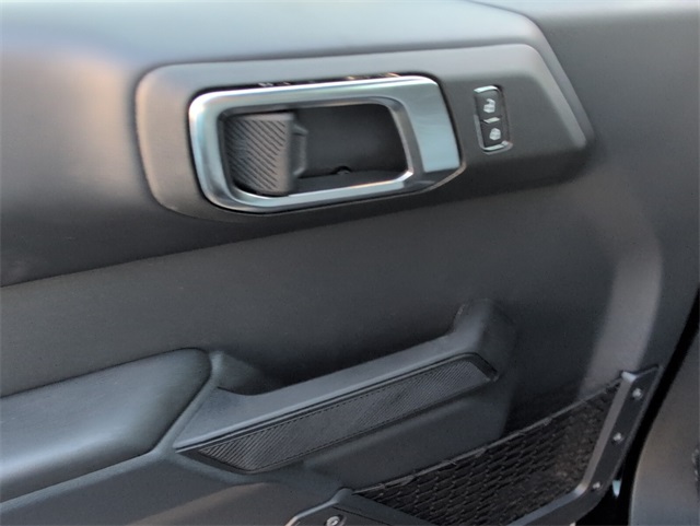 2025 Ford Bronco Outer Banks photo 7
