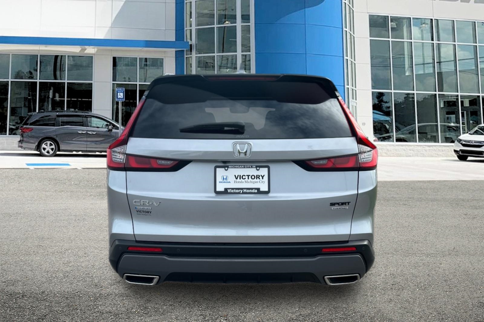 2023 Honda CR-V Hybrid Sport Touring photo 3