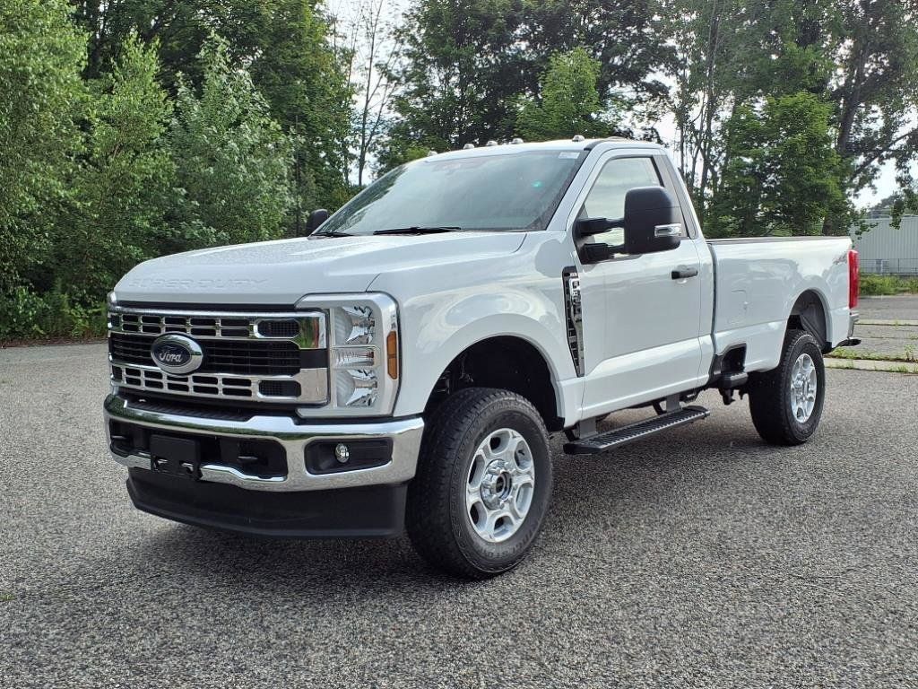 2025 Ford F-350 XLT photo 22