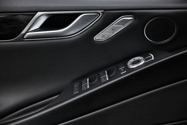 2022 Genesis G80 2.5T AWD photo 13