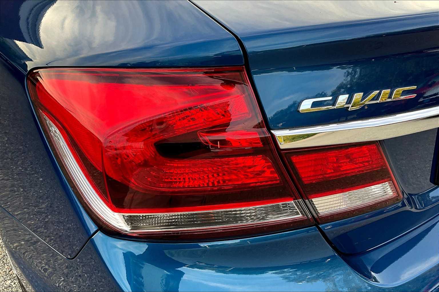 2015 Honda Civic LX photo 30
