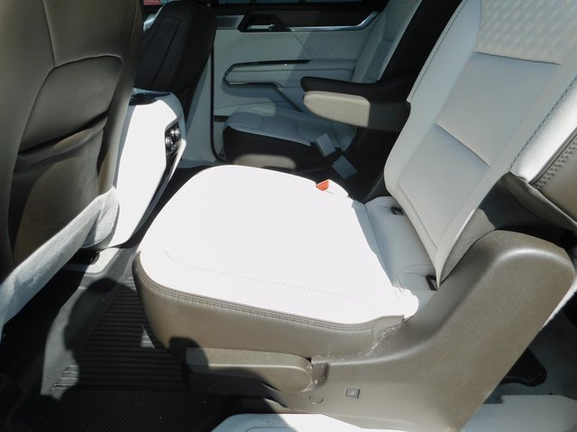 2024 Gmc Acadia Denali photo 15