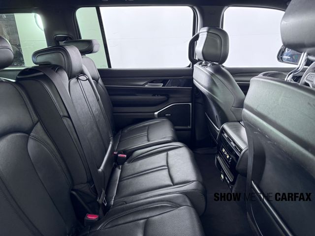 2023 Jeep Wagoneer L Series II photo 17
