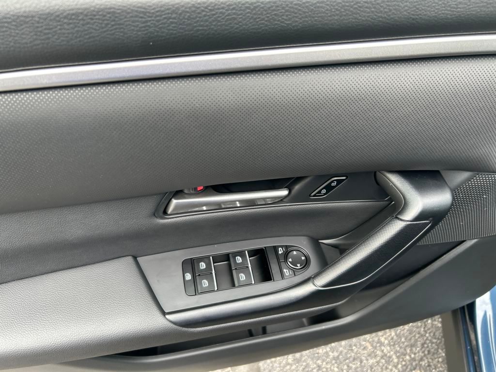2025 Mazda CX-50 2.5 Select photo 13