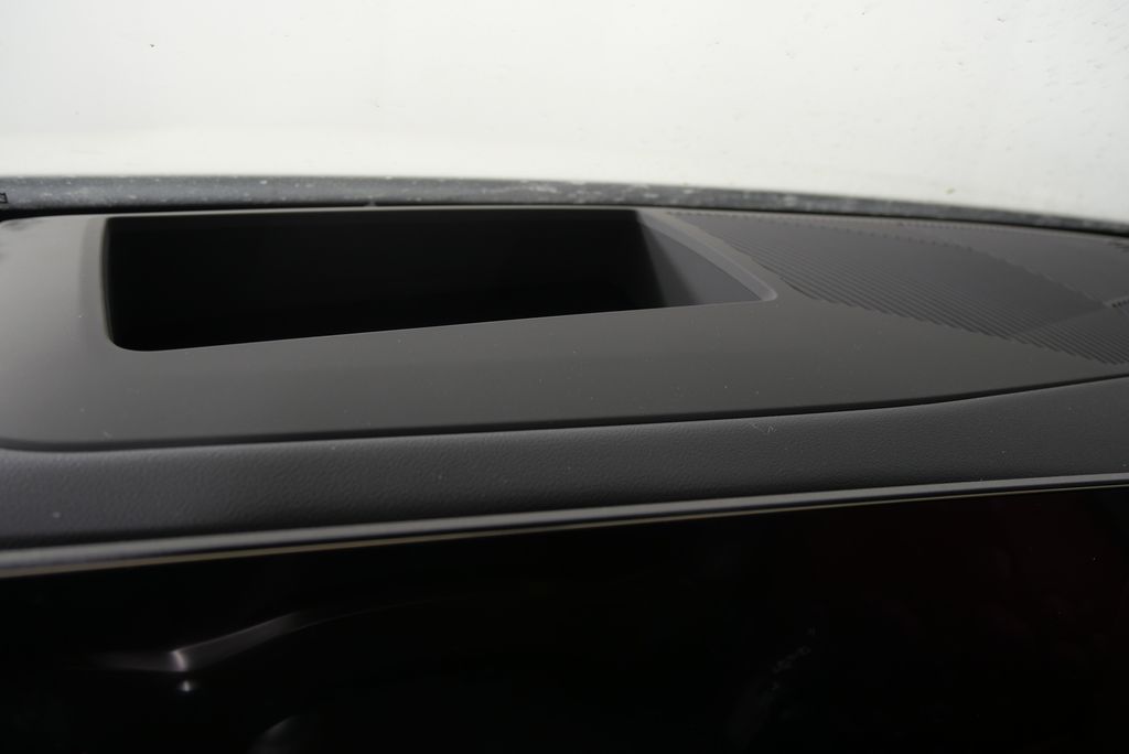 New 2025 Mineral White Metallic BMW eDrive40 image 18