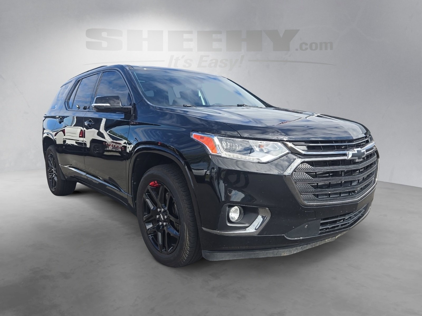 2019 Chevrolet Traverse Premier photo 2