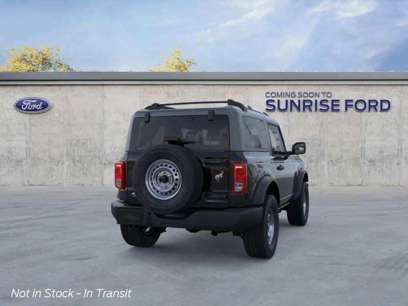 2025 Ford Bronco Base photo 8