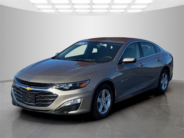 2024 Chevrolet Malibu 1LT photo 3