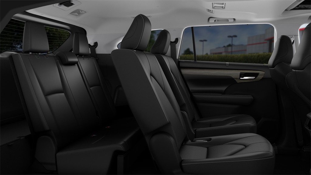 2025 Toyota Highlander Hybrid Limited photo 17