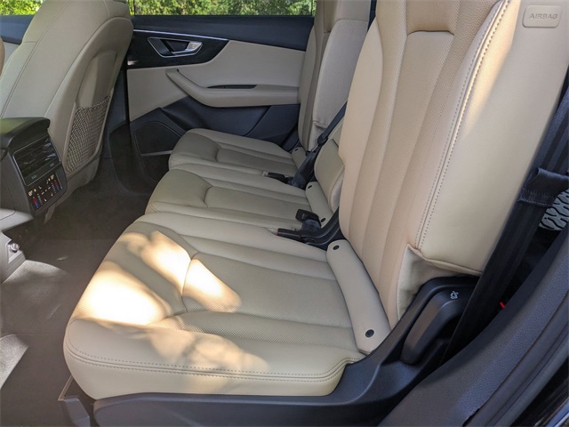 2022 Audi Q7 55 Premium Plus photo 26
