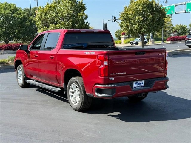 2025 Chevrolet Silverado 1500 RST photo 3
