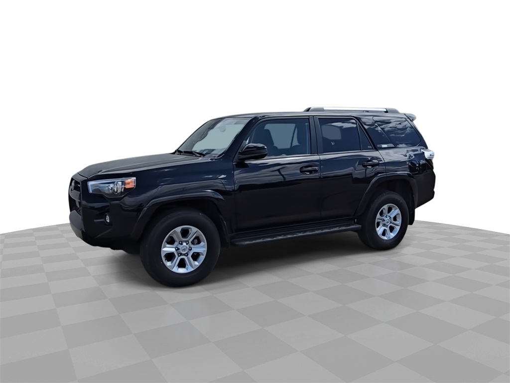 2024 Toyota 4Runner SR5 4WD photo 4