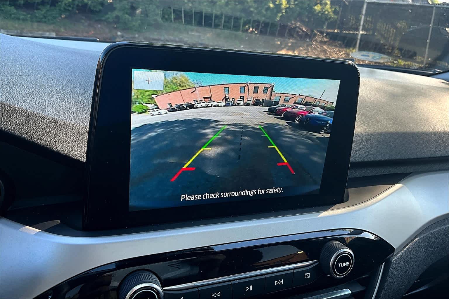 2022 Ford Escape SE photo 25