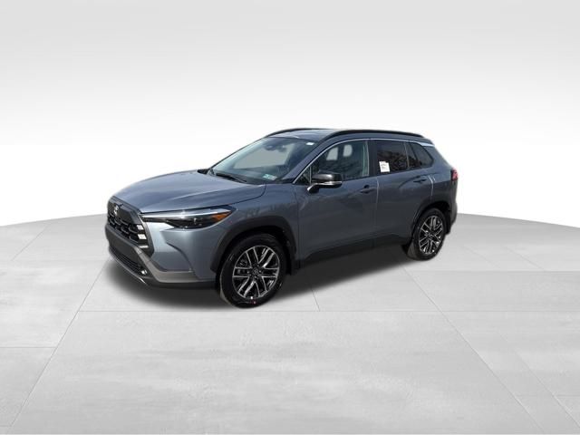2026 Toyota Corolla Cross XLE's photo