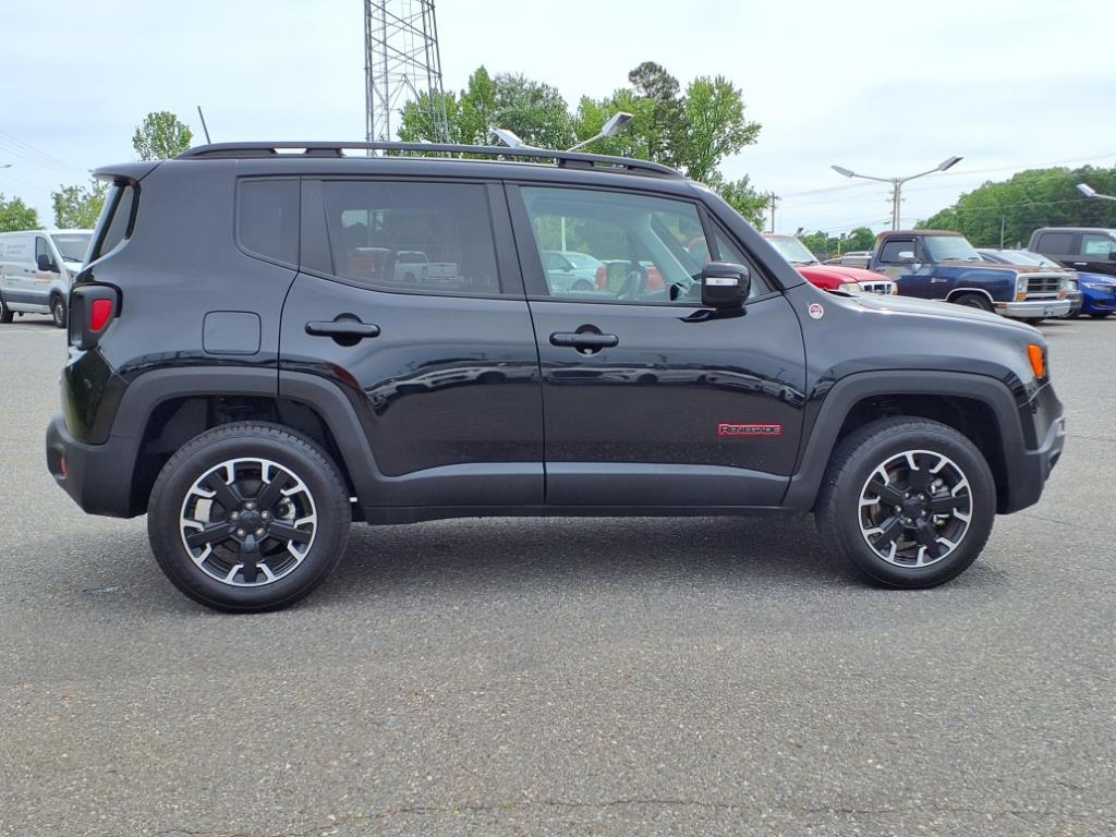 2023 Jeep Renegade Trailhawk photo 19