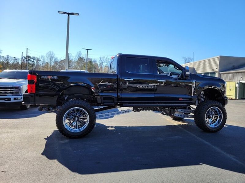 2024 Ford F-250 Platinum photo 9