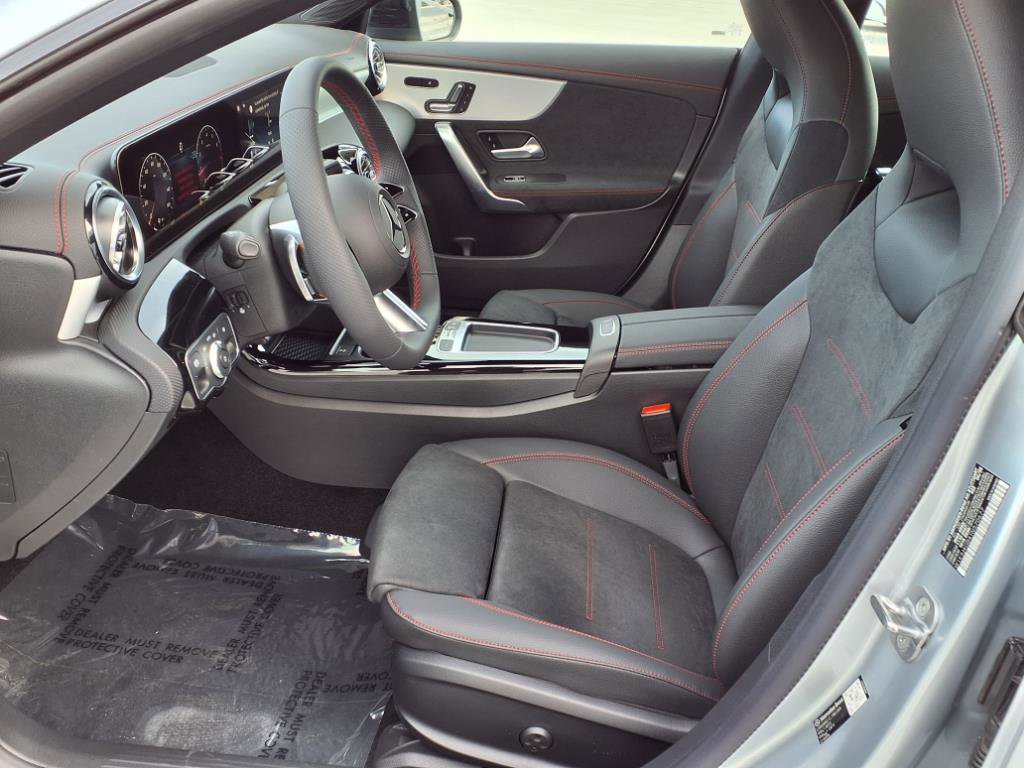 2026 Mercedes Benz CLA 250 photo 13