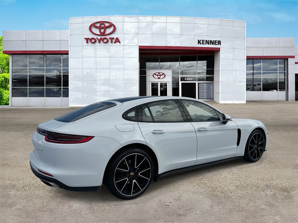 2020 Porsche Panamera 4 photo 5