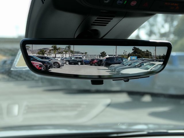 2026 Chevrolet Traverse photo 15