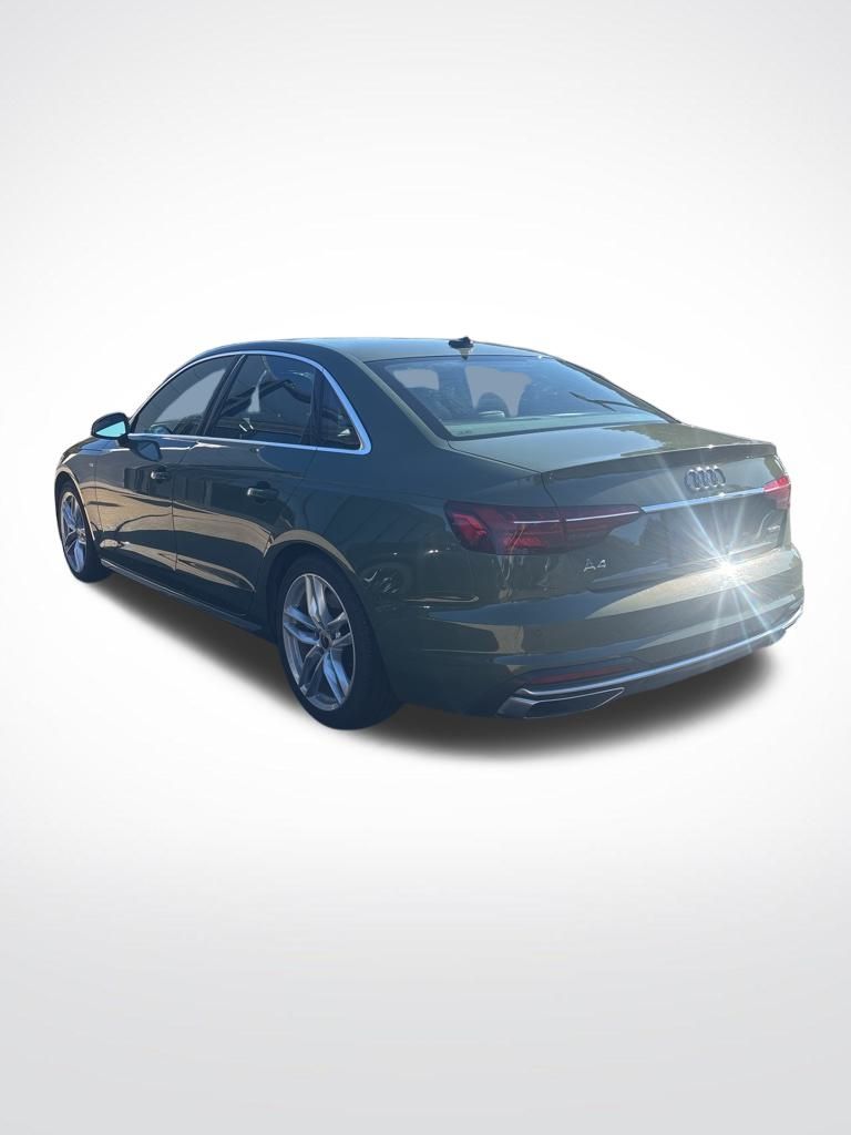 2024 Audi A4 45 S line Premium Plus Quattro photo 2