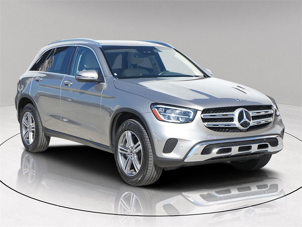 2022 Mercedes-Benz GLC GLC300's photo
