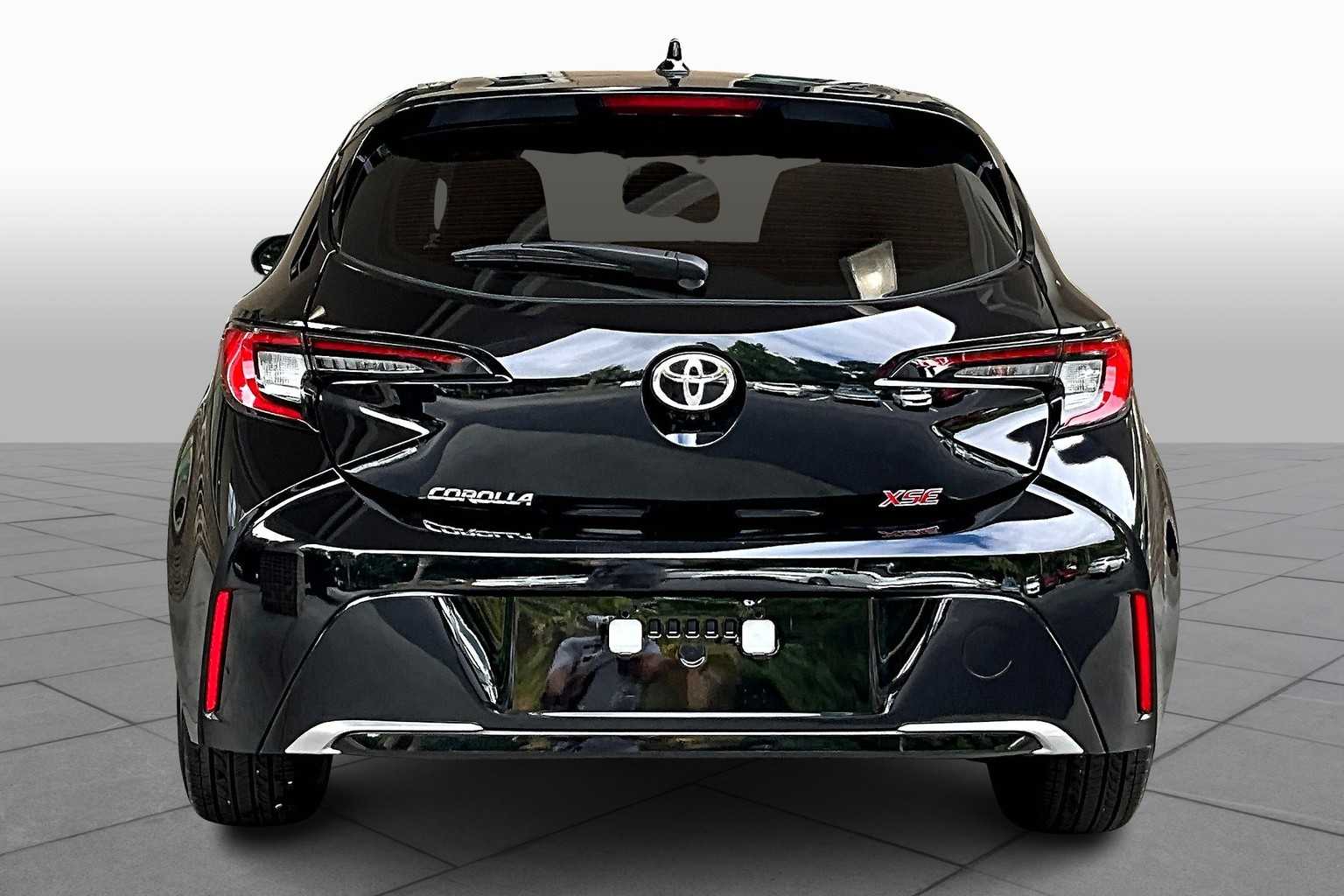 2025 Toyota Corolla XSE photo 4