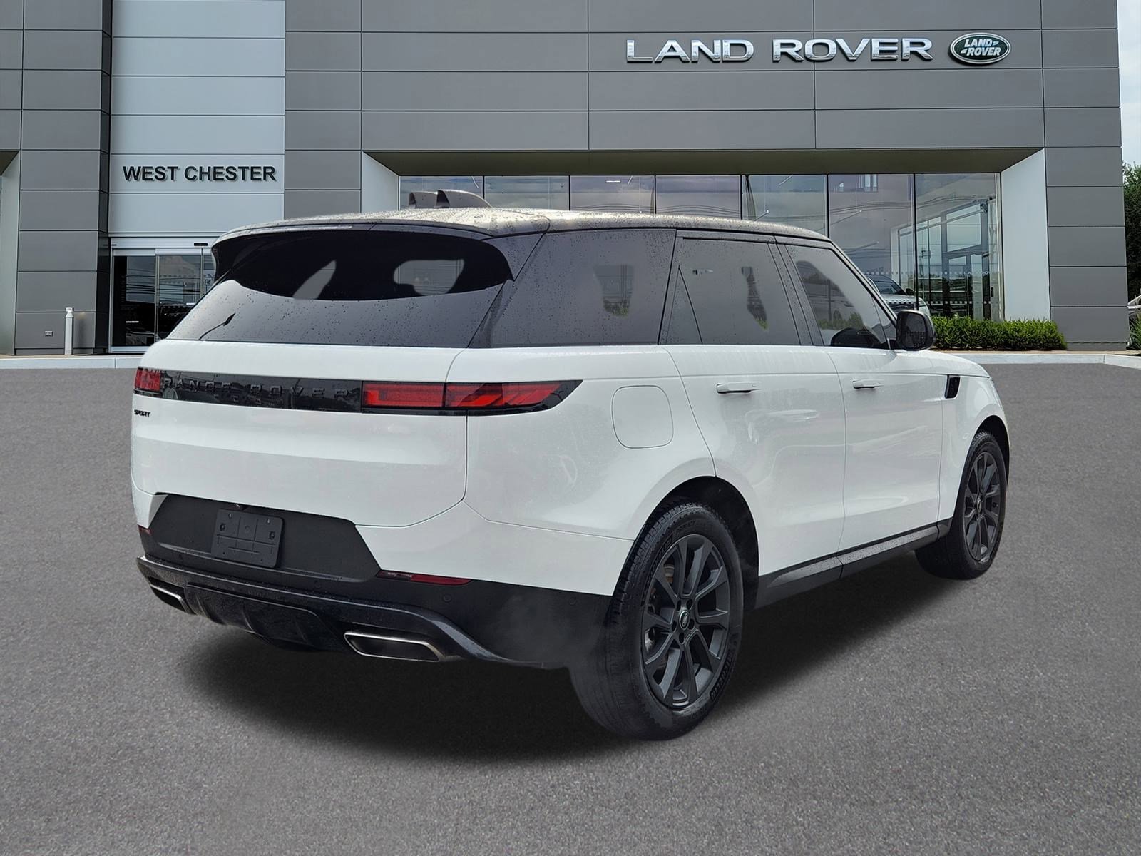 2024 Land Rover Range Rover Sport SE photo 4