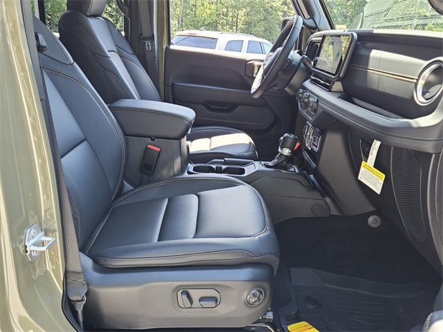 2025 Jeep Gladiator Sport photo 15