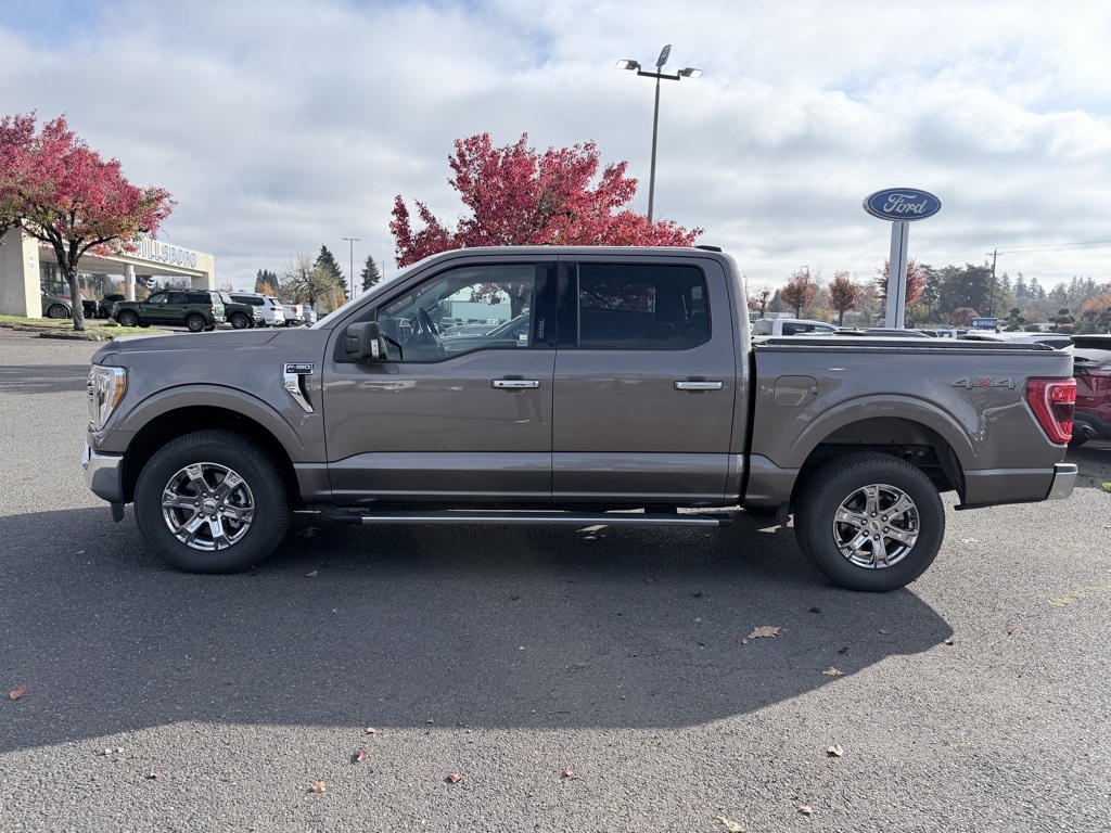 2022 Ford F-150 XLT photo 2