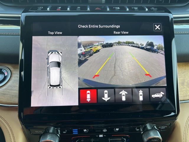 2024 Jeep Grand Cherokee L Summit photo 18