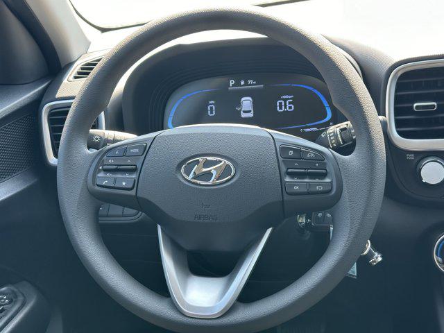 2025 Hyundai Venue SE photo 19