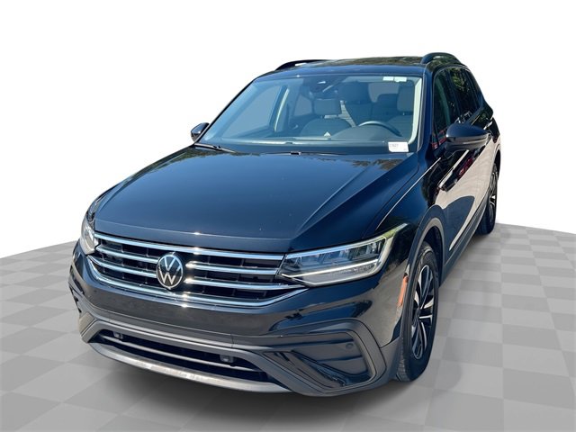 2024 Volkswagen Tiguan S's photo