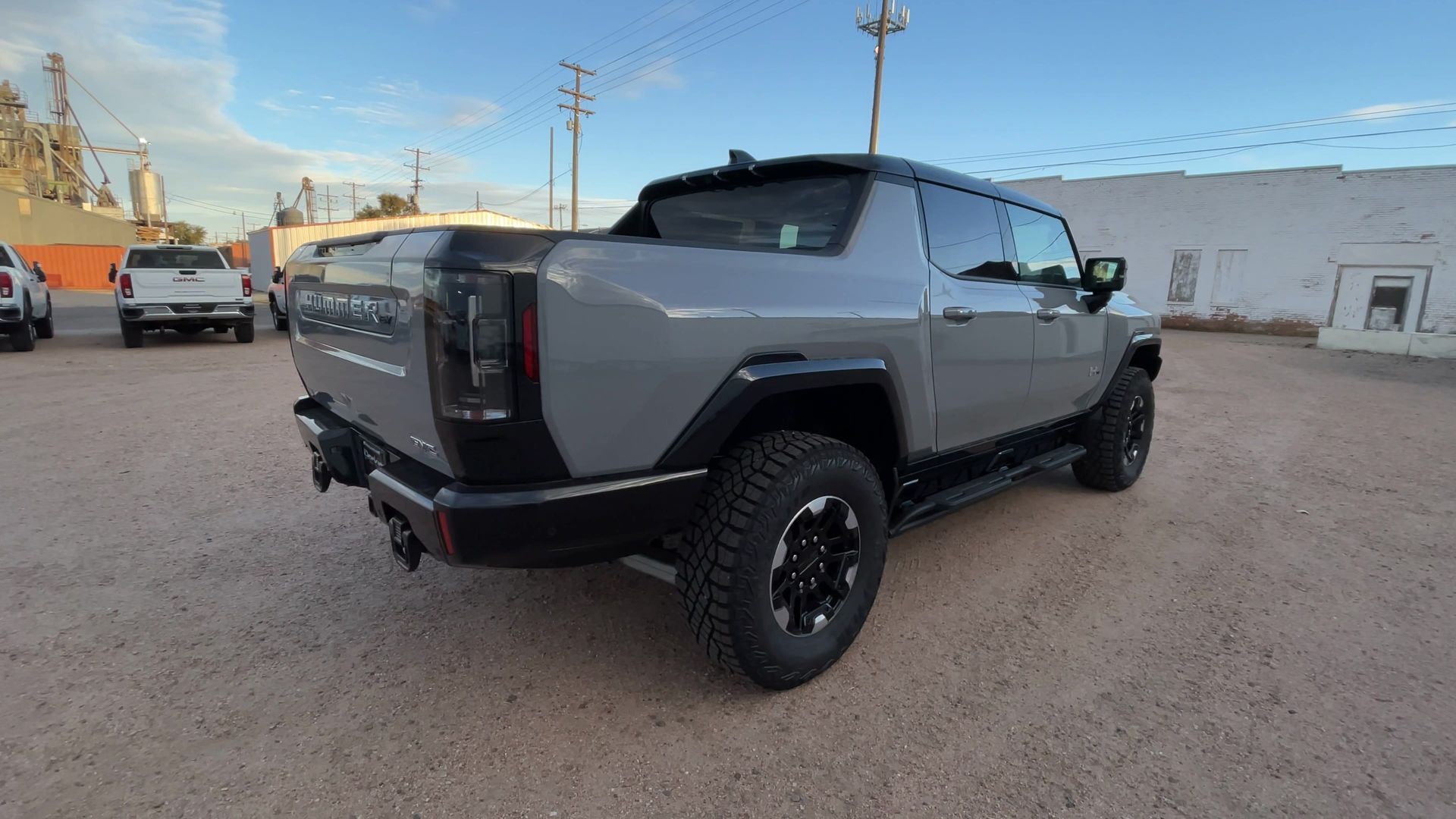 2025 Gmc Hummer EV Pickup photo 32