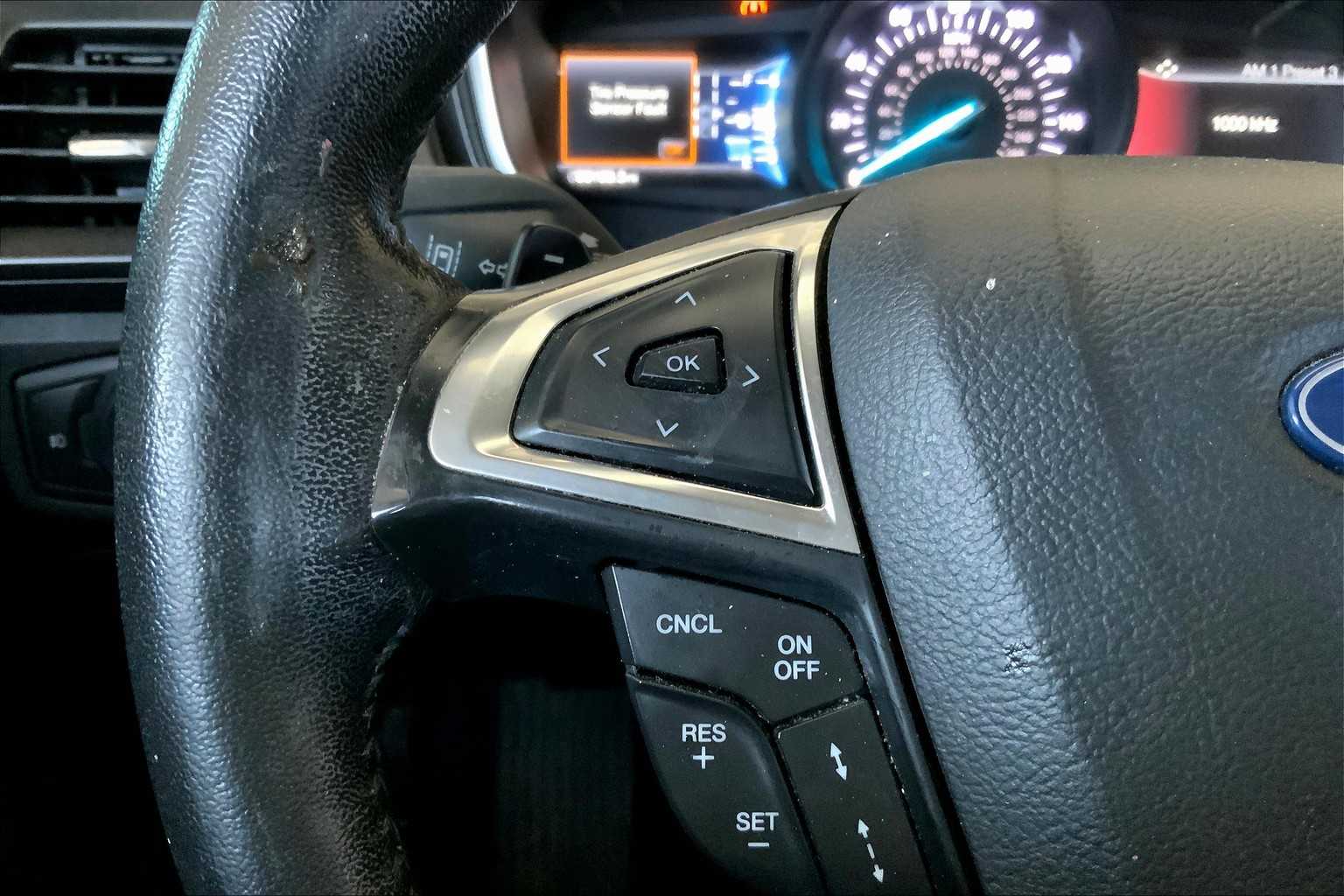 2019 Ford Fusion Titanium photo 22