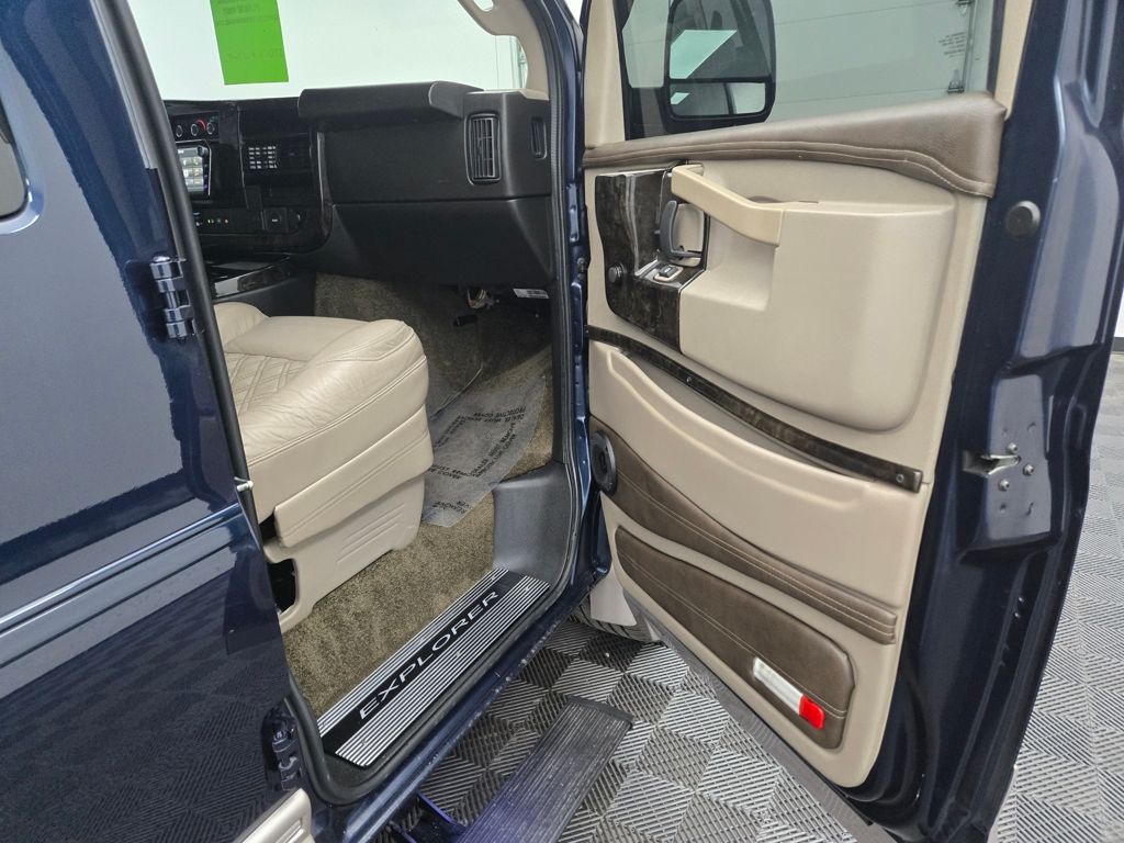 2023 Gmc Savana 2500 Cargo photo 27
