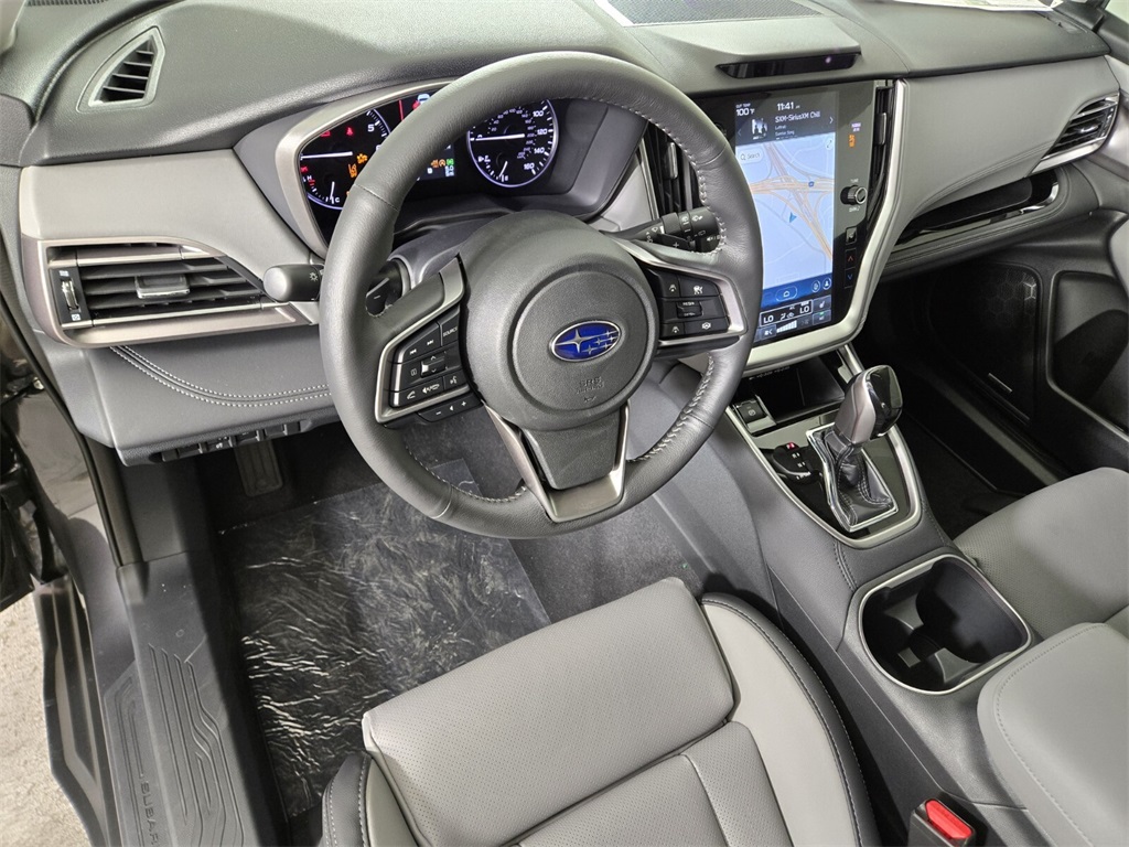 2025 Subaru Outback Limited photo 8