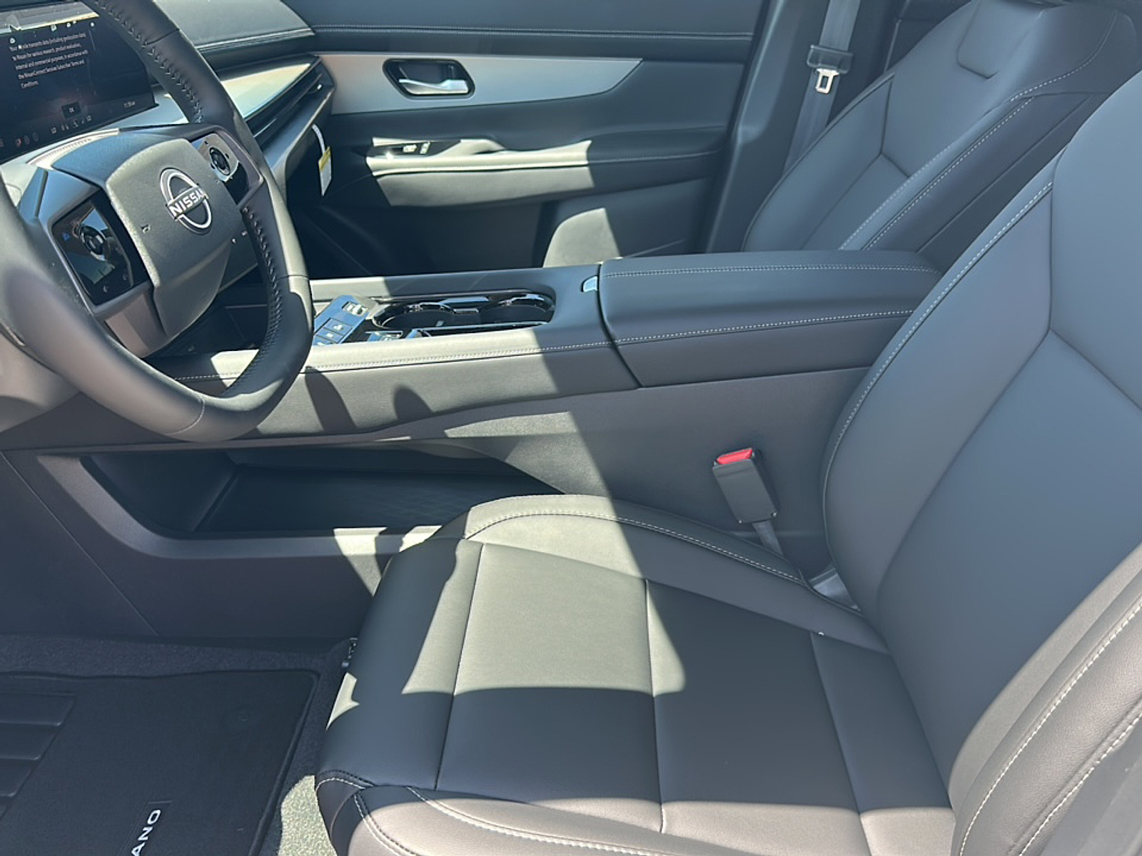 2025 Nissan Murano SL photo 2