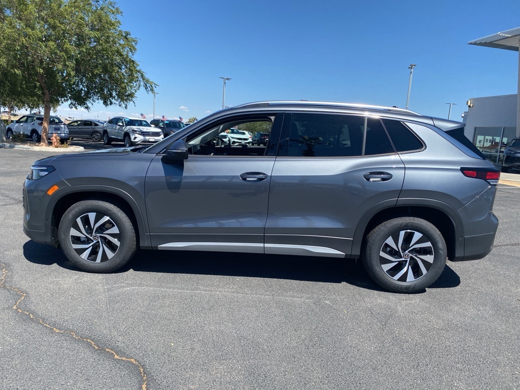 2025 Volkswagen Tiguan S photo 4