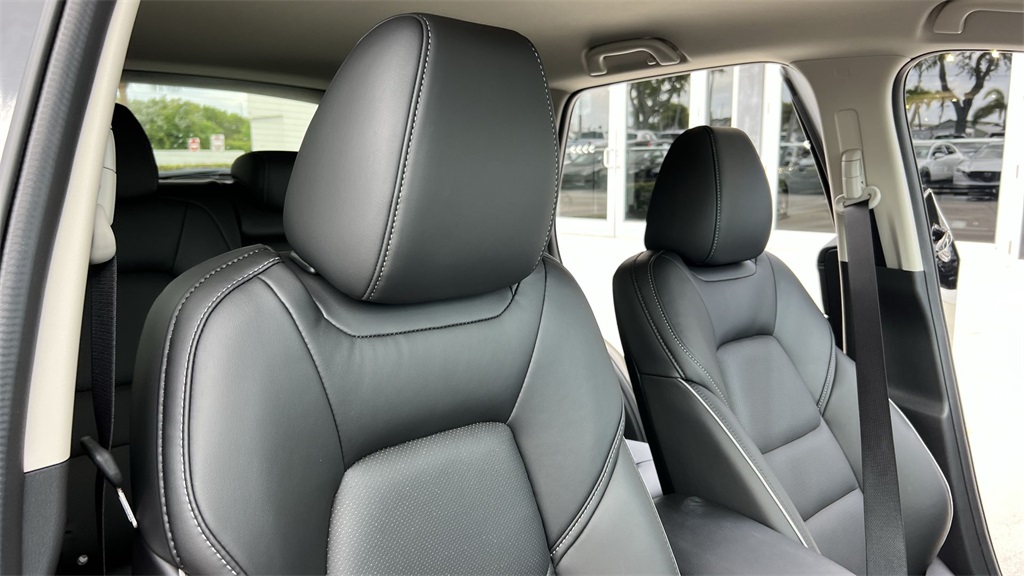 2025 Mazda CX-5 2.5 Select photo 45