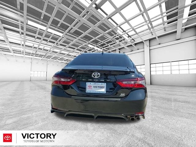 2024 Toyota Camry SE photo 4