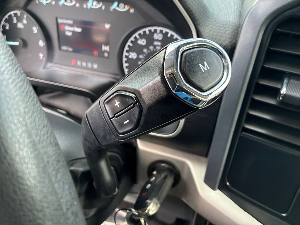 2023 Ford F-150 XLT photo 21
