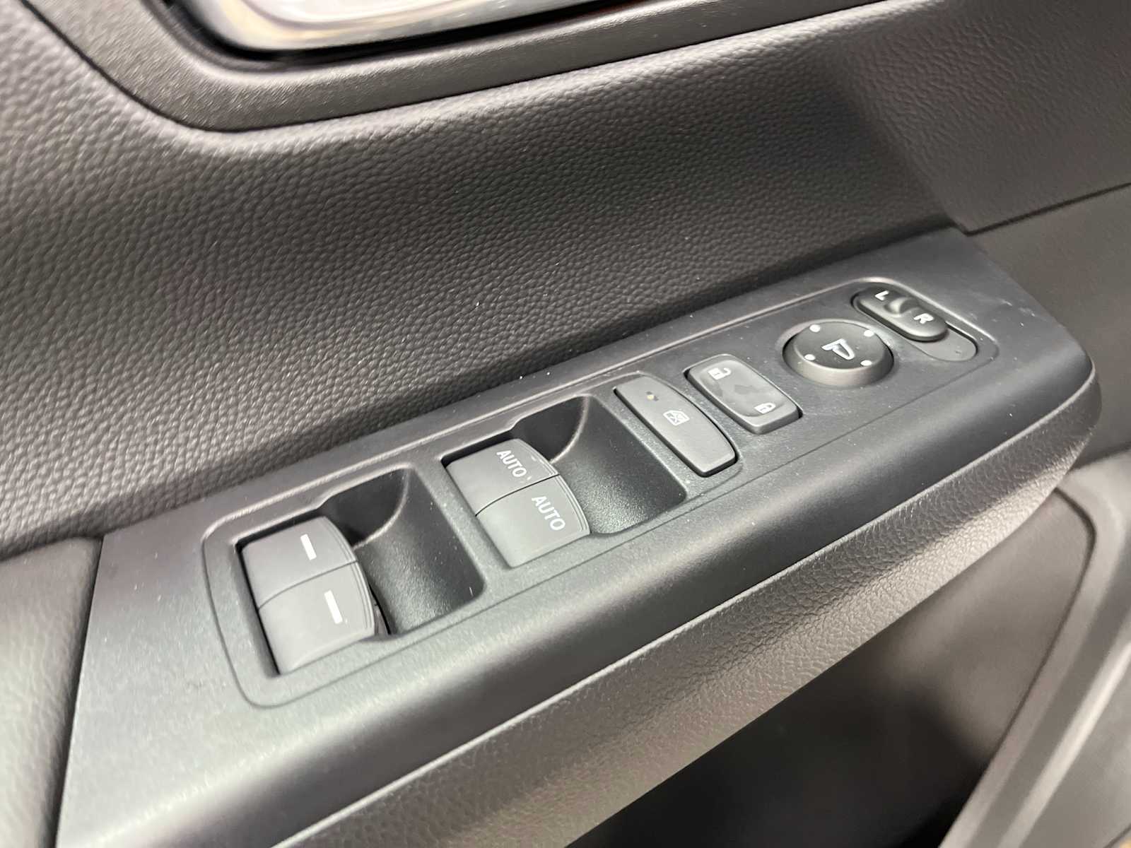 2026 Honda CR-V photo 11
