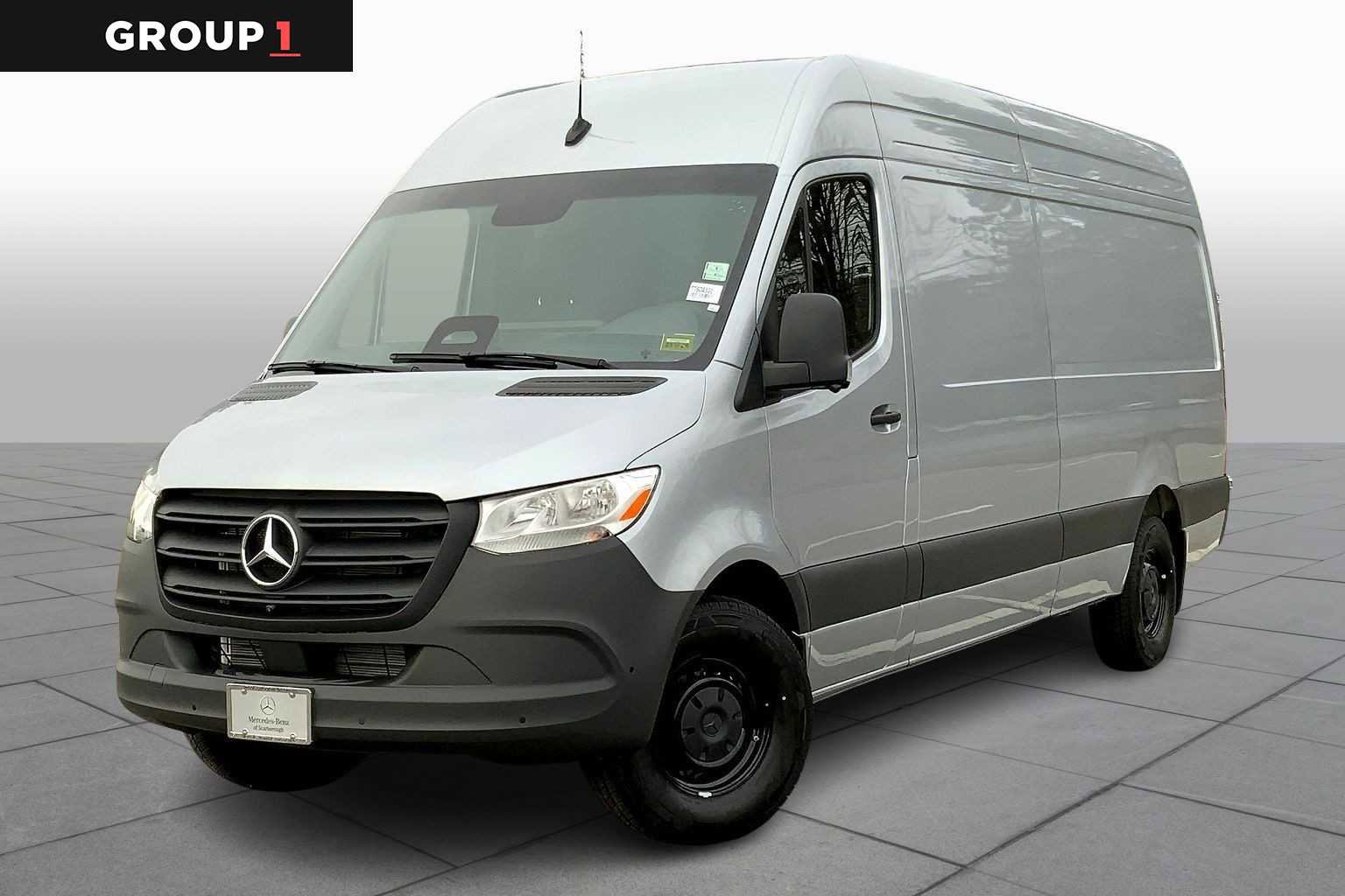2026 Mercedes-Benz Sprinter Cargo Van Base's photo