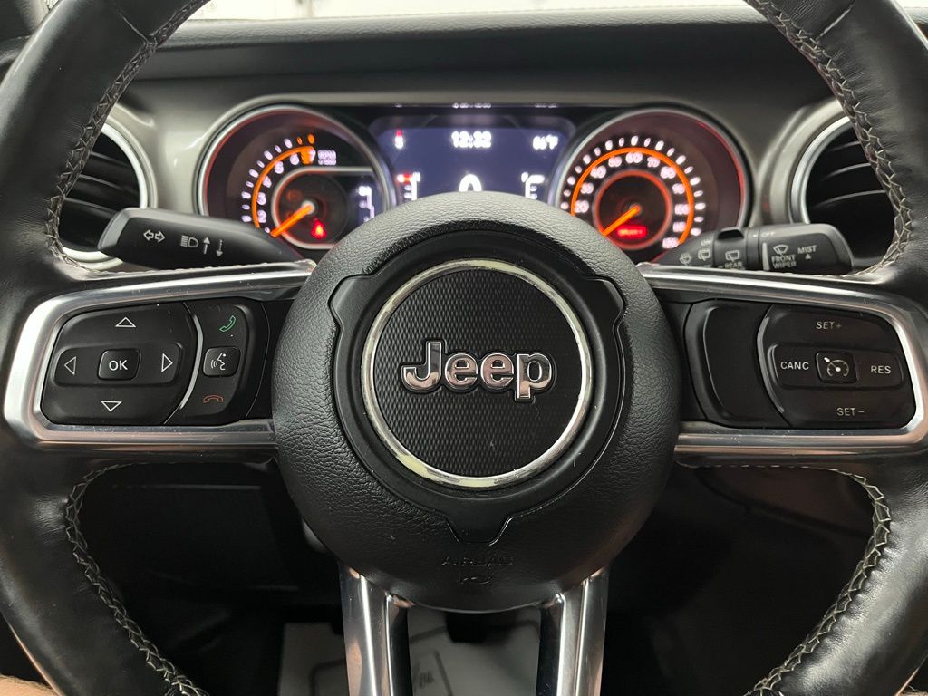 2018 Jeep Wrangler Unlimited Sahara photo 23