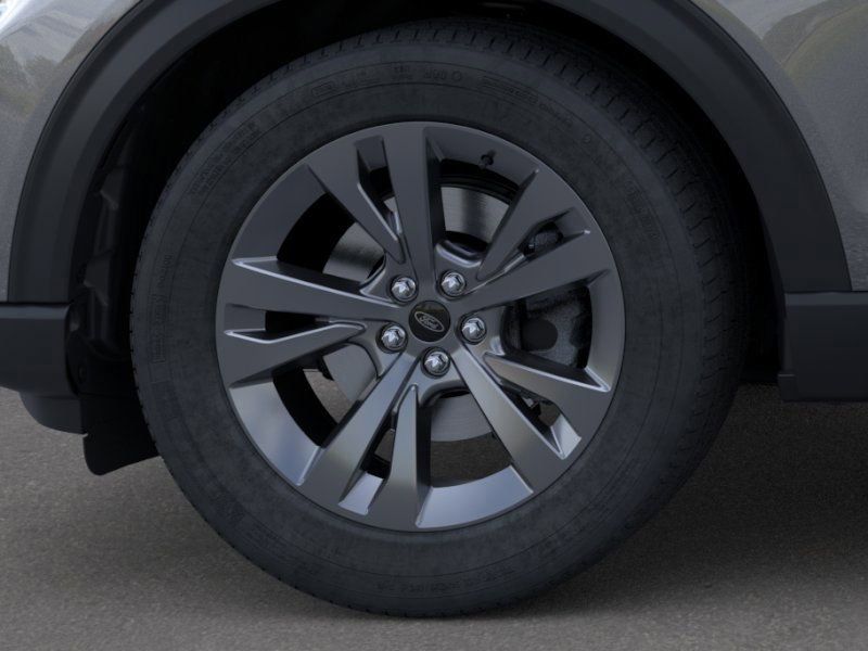 2025 Ford Explorer photo 15