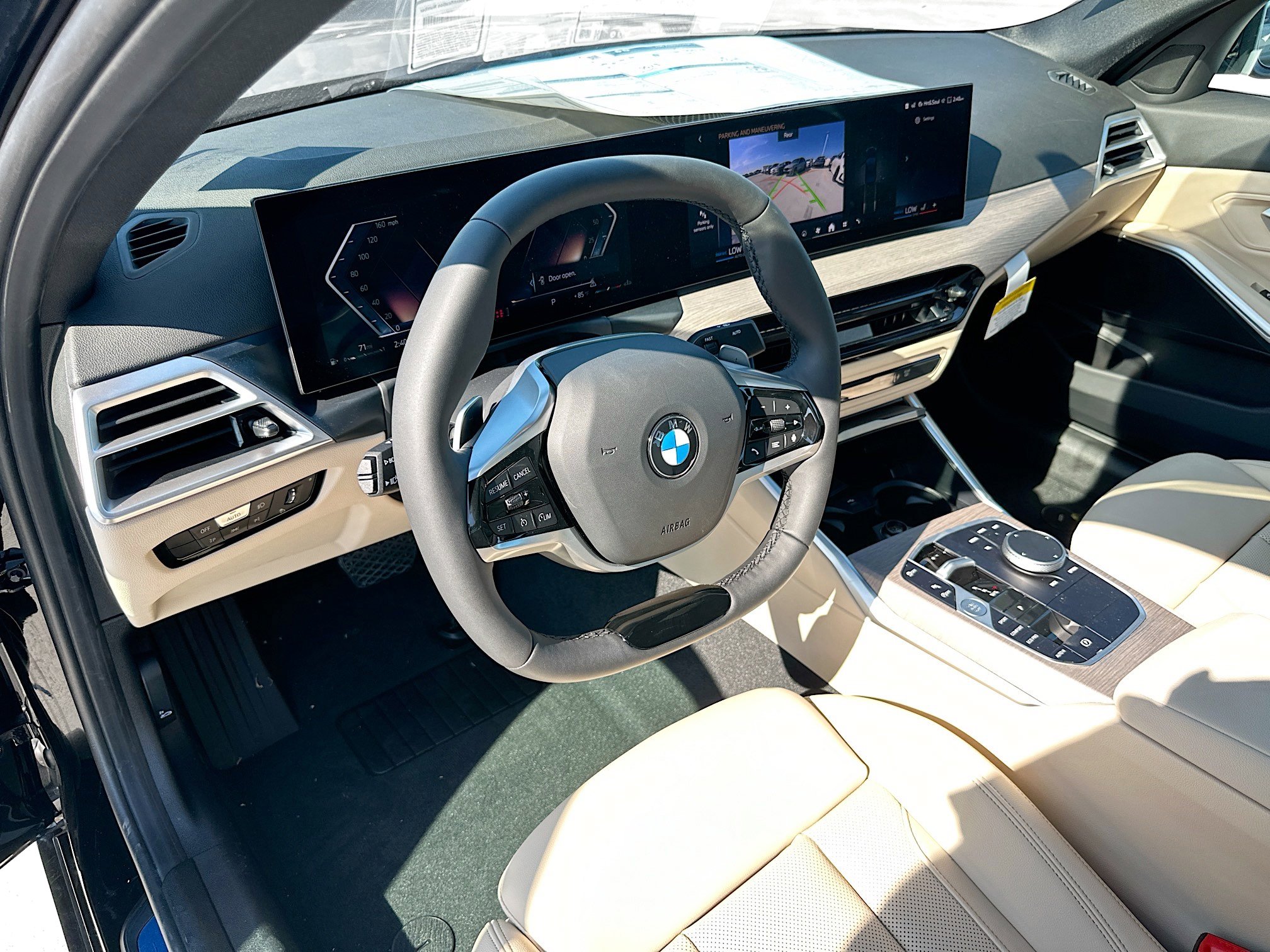 2025 Bmw 330i photo 9