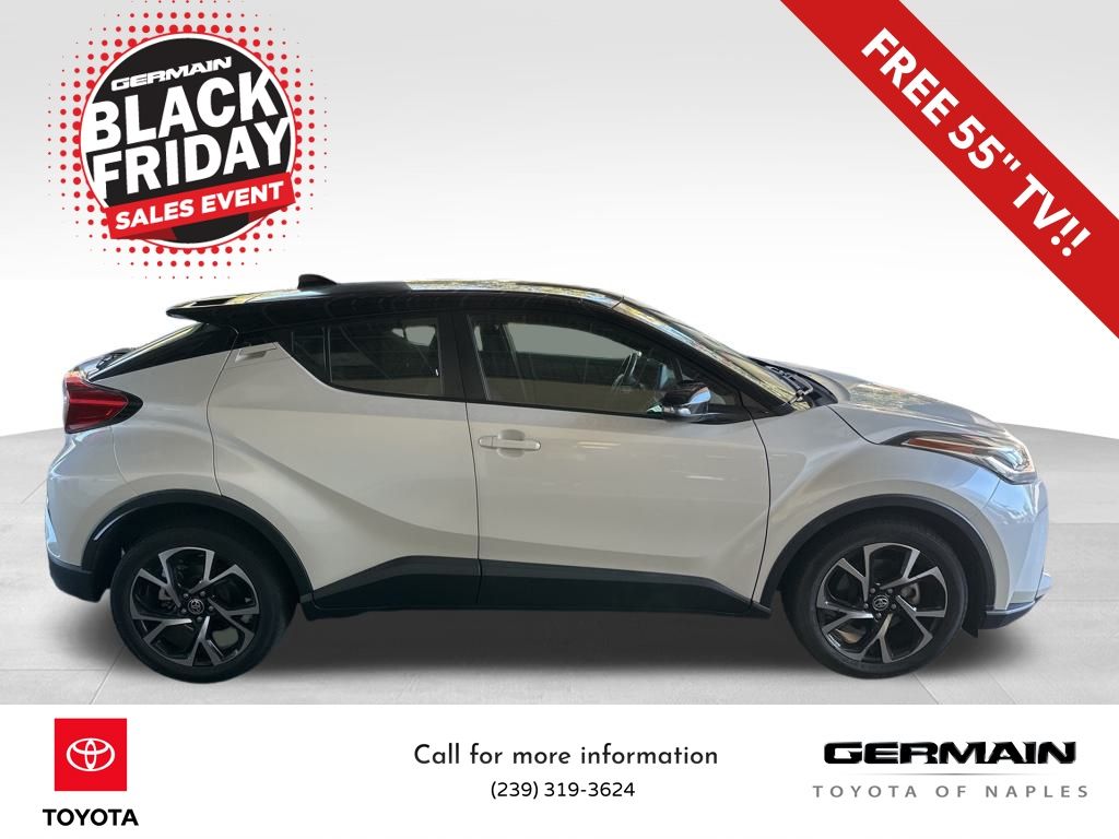 2020 Toyota C-HR XLE photo 3