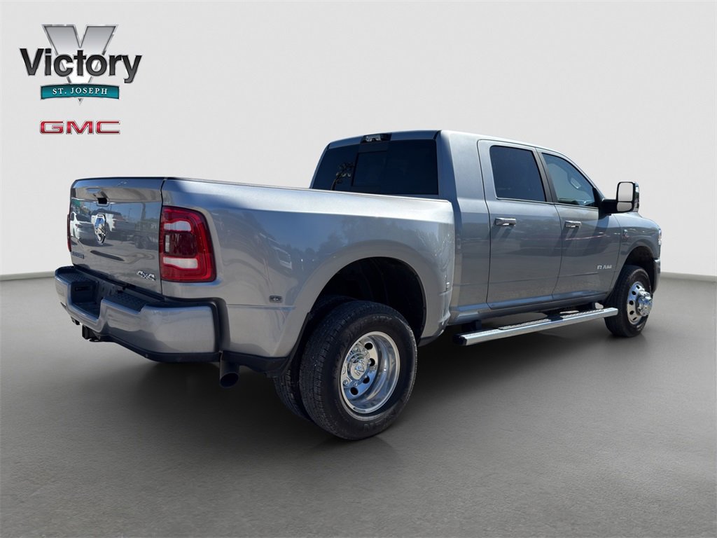 2024 Ram 3500 Laramie photo 16