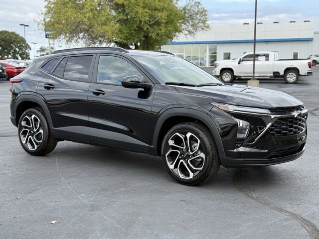 2026 Chevrolet Trax RS's photo