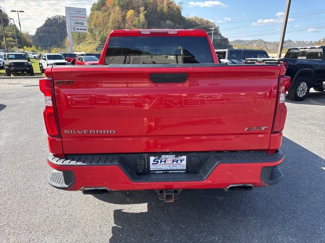 2020 Chevrolet Silverado 1500 RST photo 3